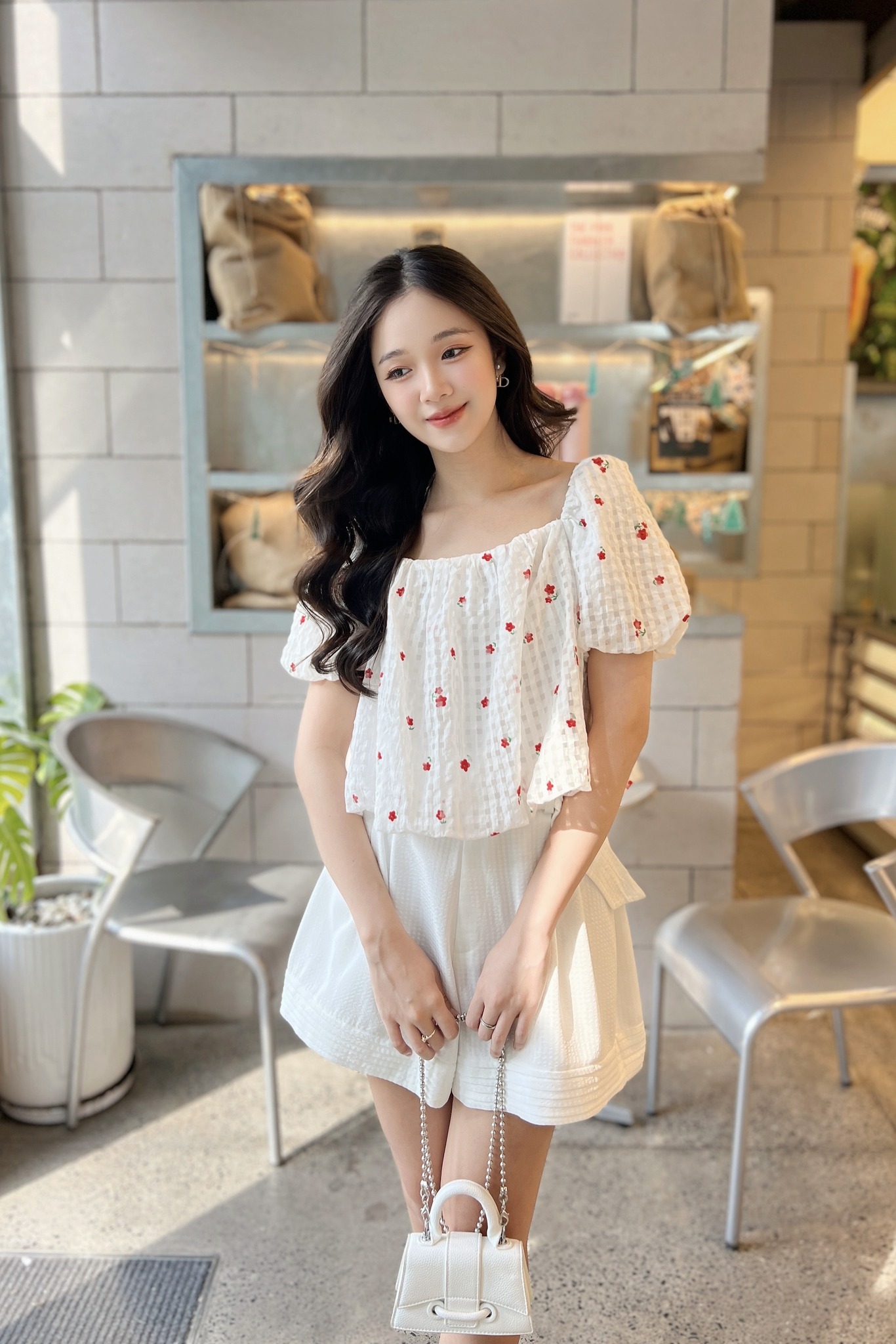 Voucher siêu sale 15% OLV - Áo Sue Fleur Top