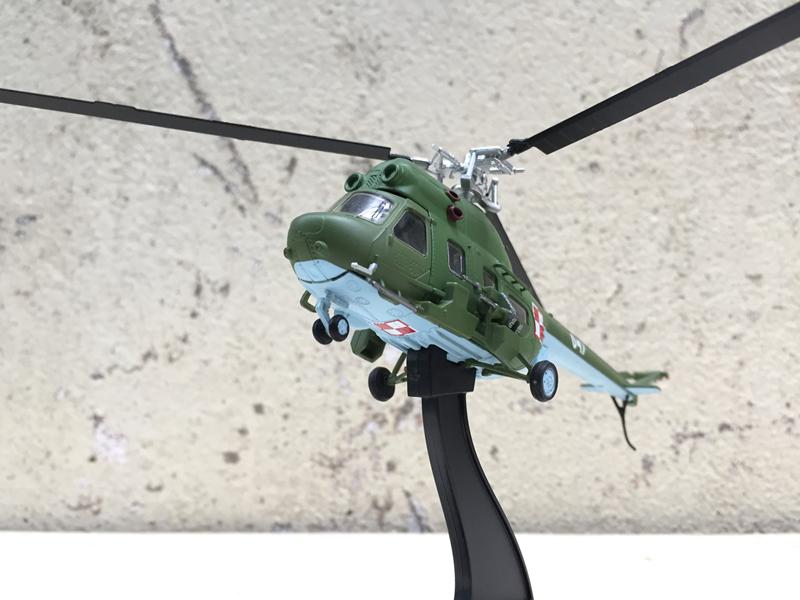 [HCM]Mô hình Trực Thăng MIL-MI 2SU 1:72