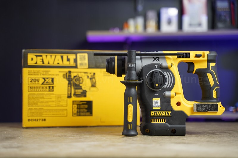Máy khoan betong 3 chức năng dùng pin 18v/ 20vmax dewalt dch273 - hàng chính hãng - may cn mien nam