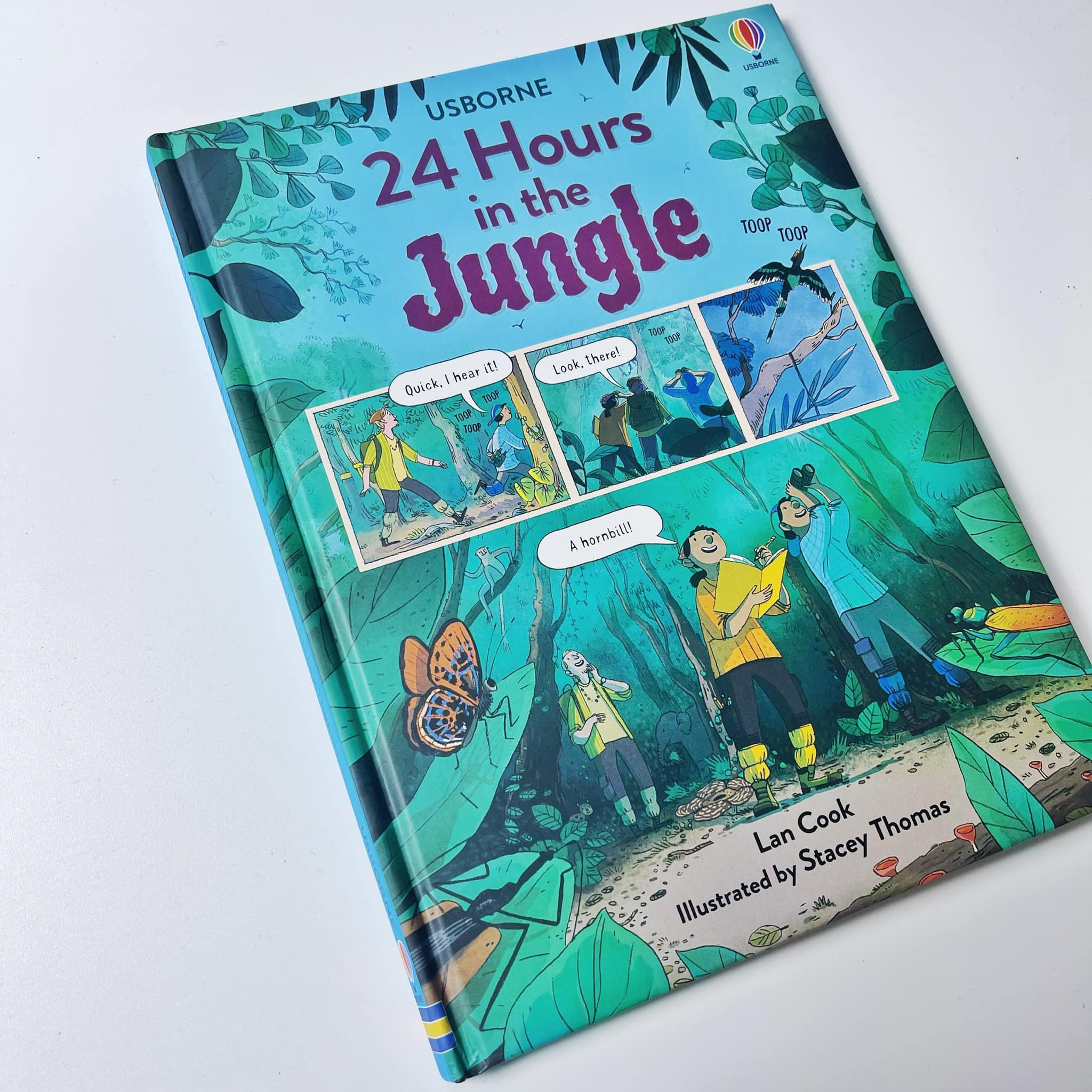 Usborne 24 Hours Series - 4 quyển | Nhập Khẩu