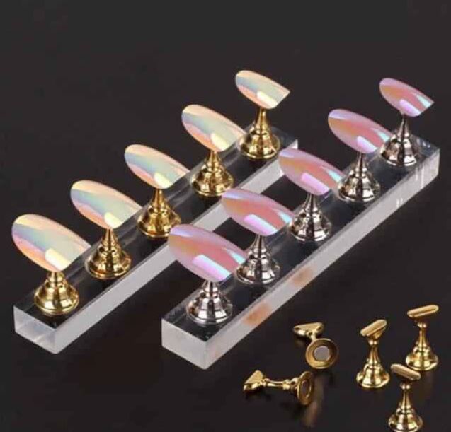 Đế Gắn Móng Giả Để Móng Mẫu Con Cờ Có Nam Châm (1 Set 5 Chân Mẫu)