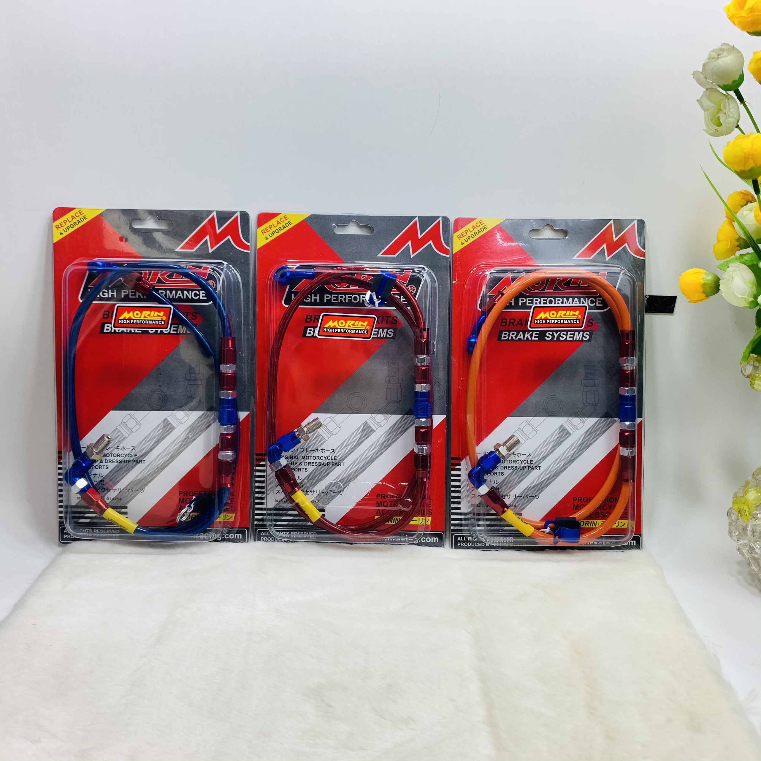 Dây dầu Morin có đầu ngắt gắn được cho mọi dòng xe , có 3 màu lựa chọn