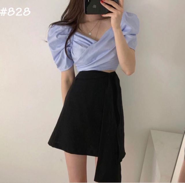 [HCM]Áo croptop tay phồng đắp chéo có 3 màu