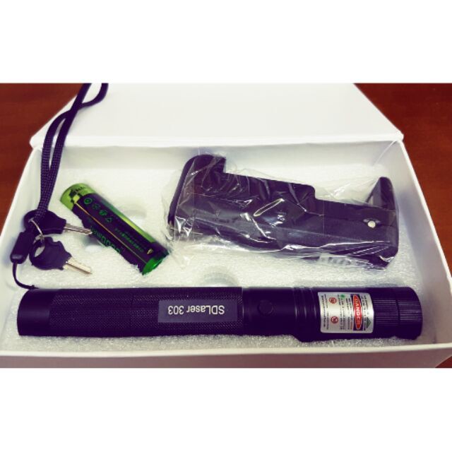 Đèn laser sd 303