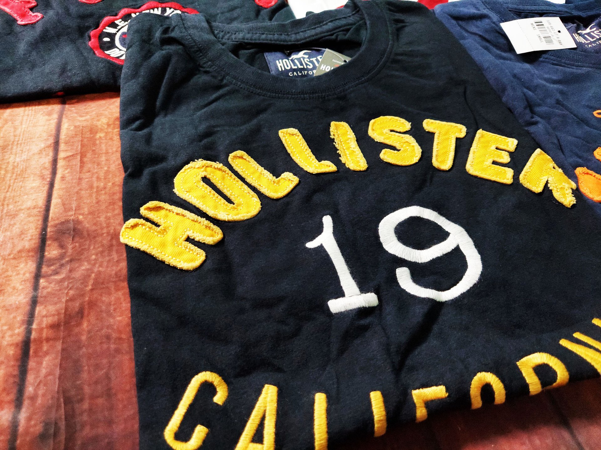 Áo thun Hollister 19 Navy