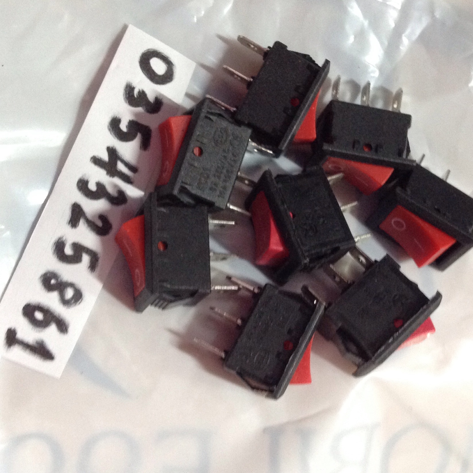 10 công tắc bập bênh 3 chân KCD1