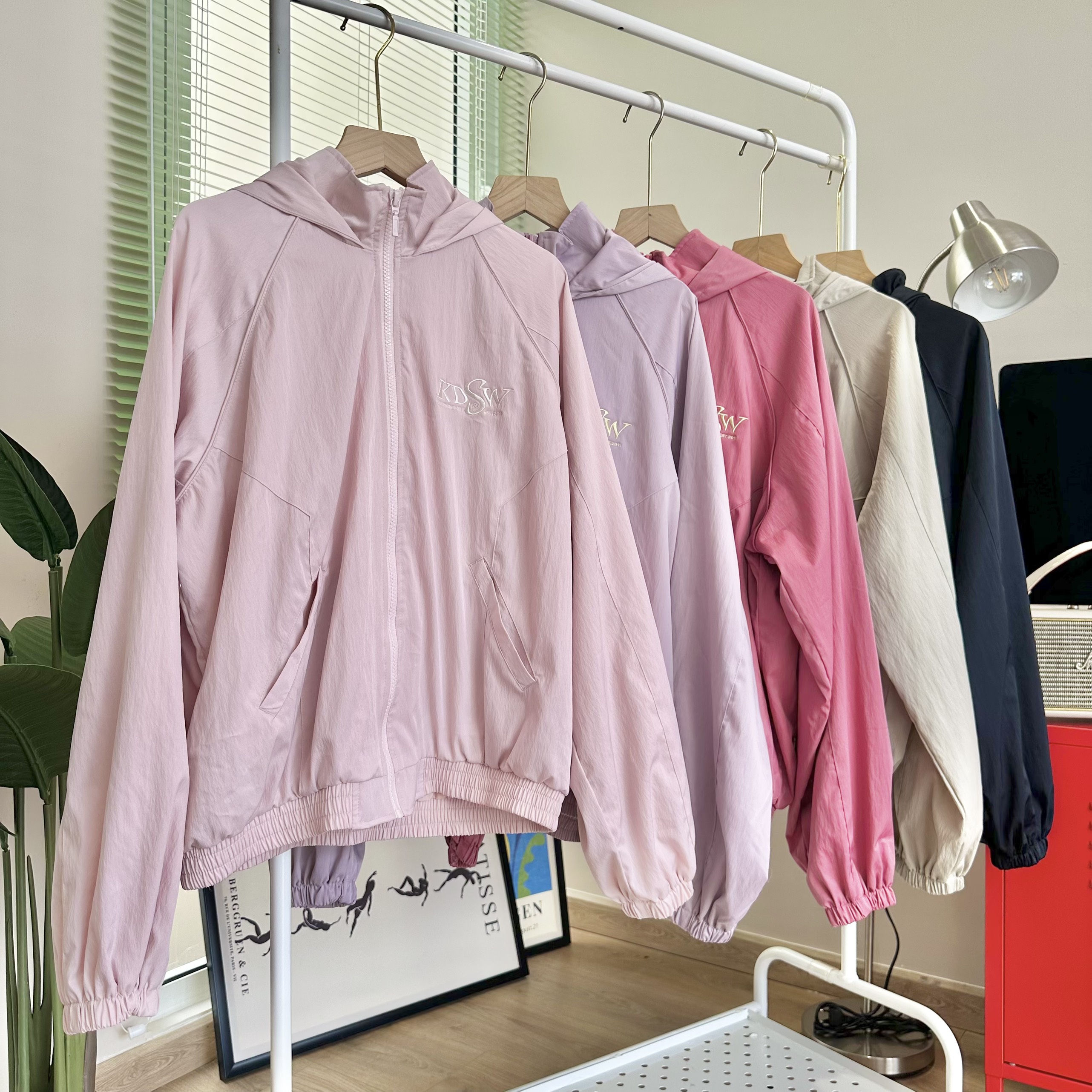 KIDO - Áo khoác dù nhăn có nón JILL JACKET