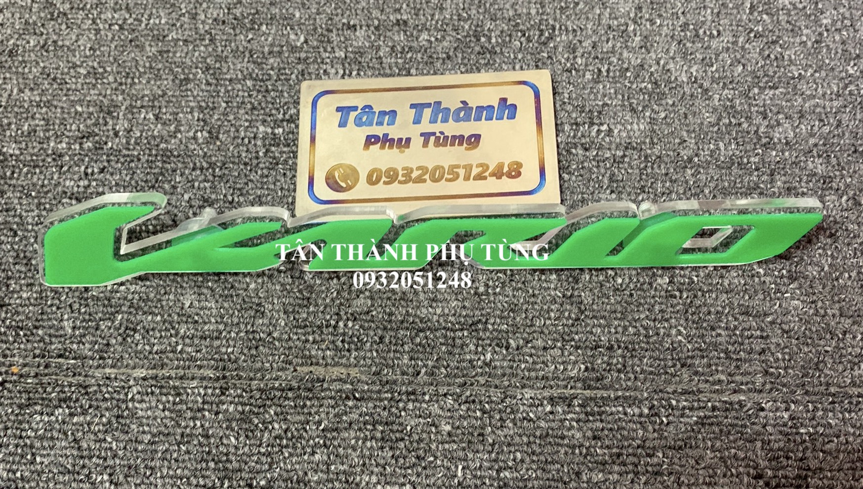 Bảng tên Vario khắc chữ meca