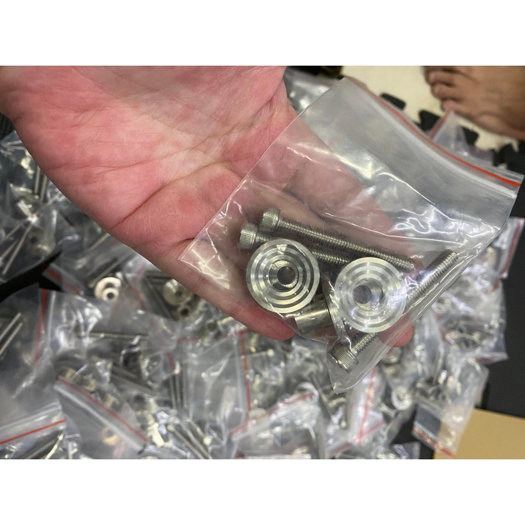 Khâu bắt rổ Salaya Inox 304 gồm ốc cho Wave Dream Future Honda Ya Sirus