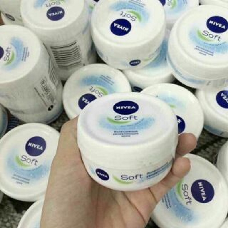 Kem Dưỡng Ẩm Nivea Soft 375ml( Hàng Đức )