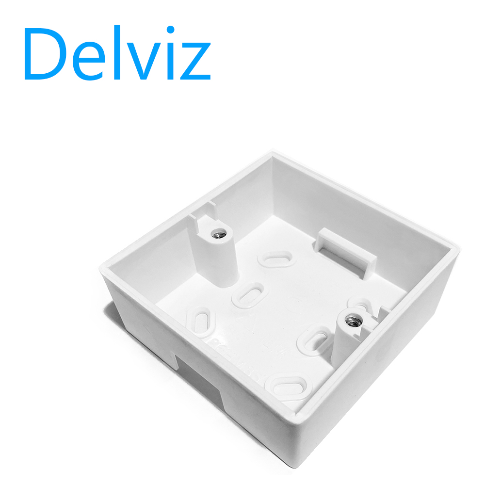 Delviz欧盟标准Type-c充电插座，壁挂式电源节点USB插座，5孔PD18W快速充电1A/1C插座。灰色的套接字。