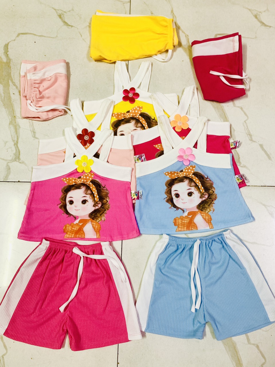 Bộ Thun Gân Dây Chéo Bé (6-14kg) (giao màu ngẫu nhiên)