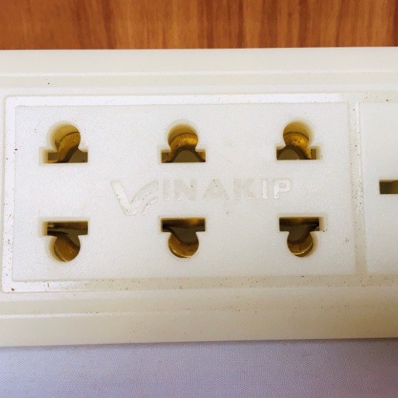 Ổ Cắm 4 Vinakip 4000W
