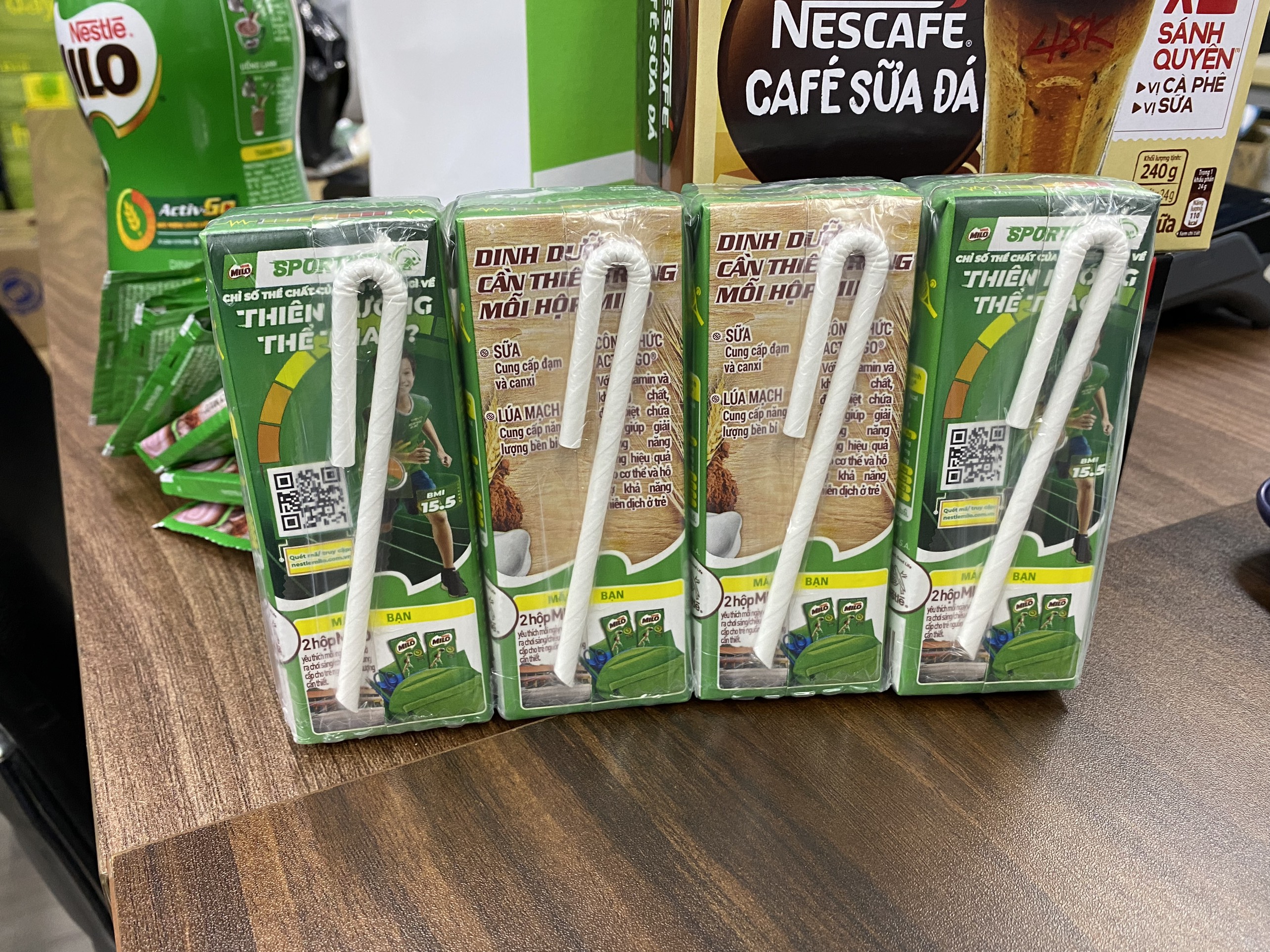 Sữa Milo Lúa Mạch Lốc 4 Hộp 180ml/110ml Date mới