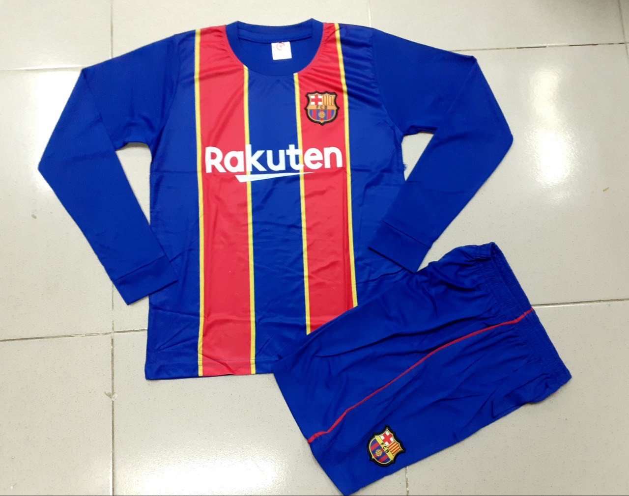 Đồ đá banh tay dài Barcelona size 11-15