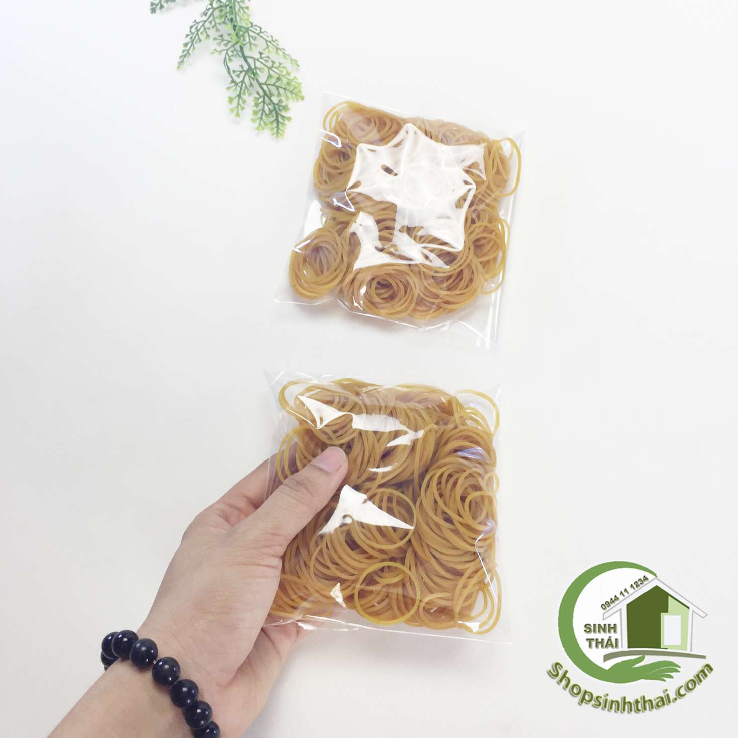 Bich dây thun cột đồ màu vàng