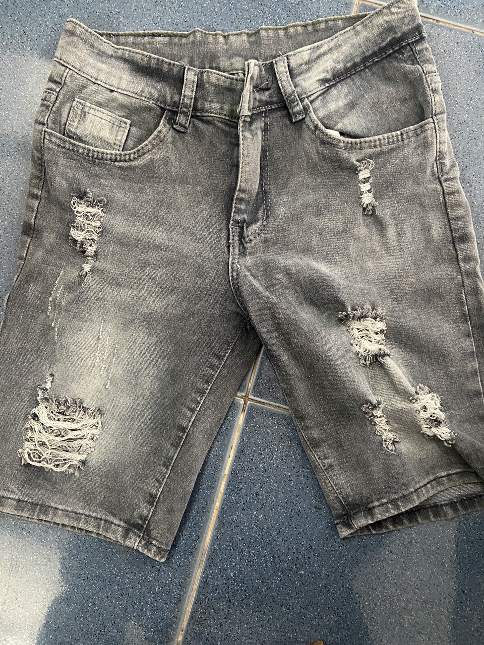 quần short jean nam siêu cấp,quần short nam cao cấp mẫu thêu cực đẹp mẫu mới ra cực chất 02/07