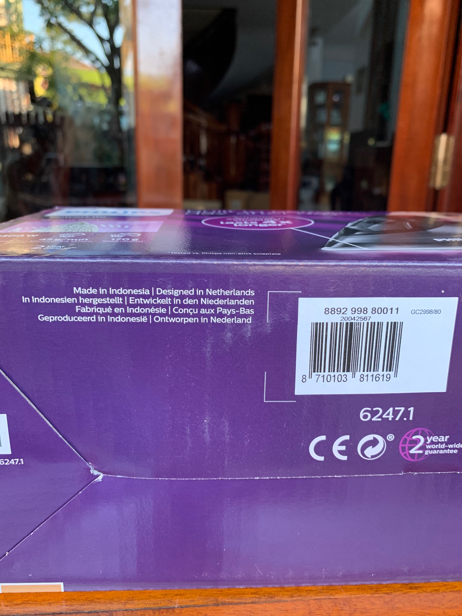 Bàn ủi hơi nước Philips GC2998