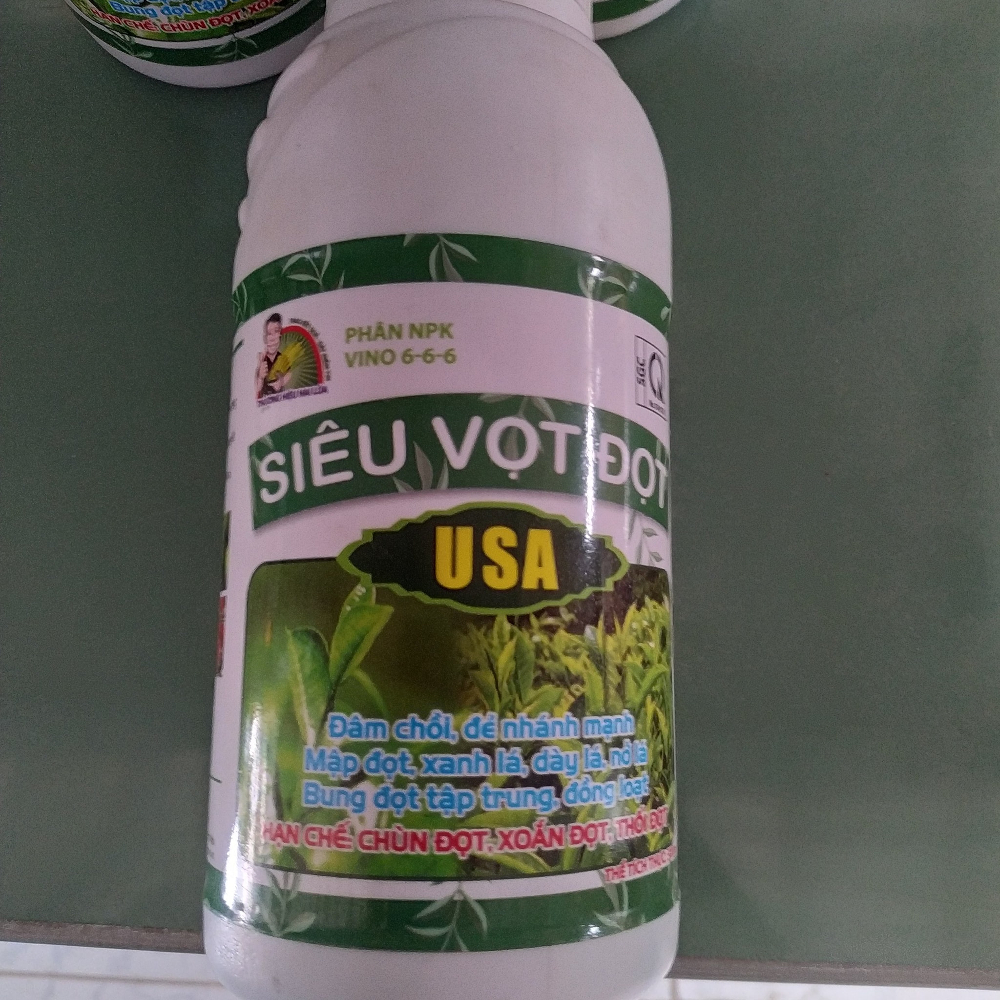 Phân bón Siêu vọt đọt USA
