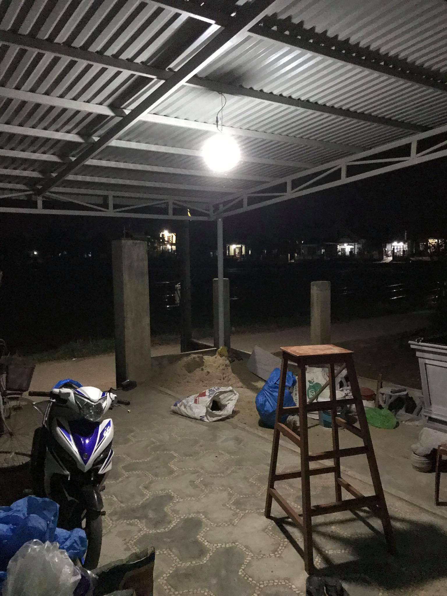 Đèn led búp 50w năng lượng mặt trời - White