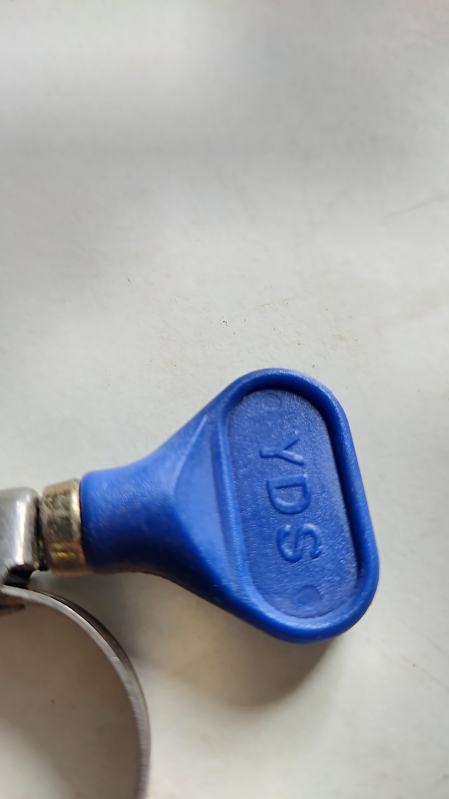 CỔ DÊ SIẾT ỐNG NƯỚC 21