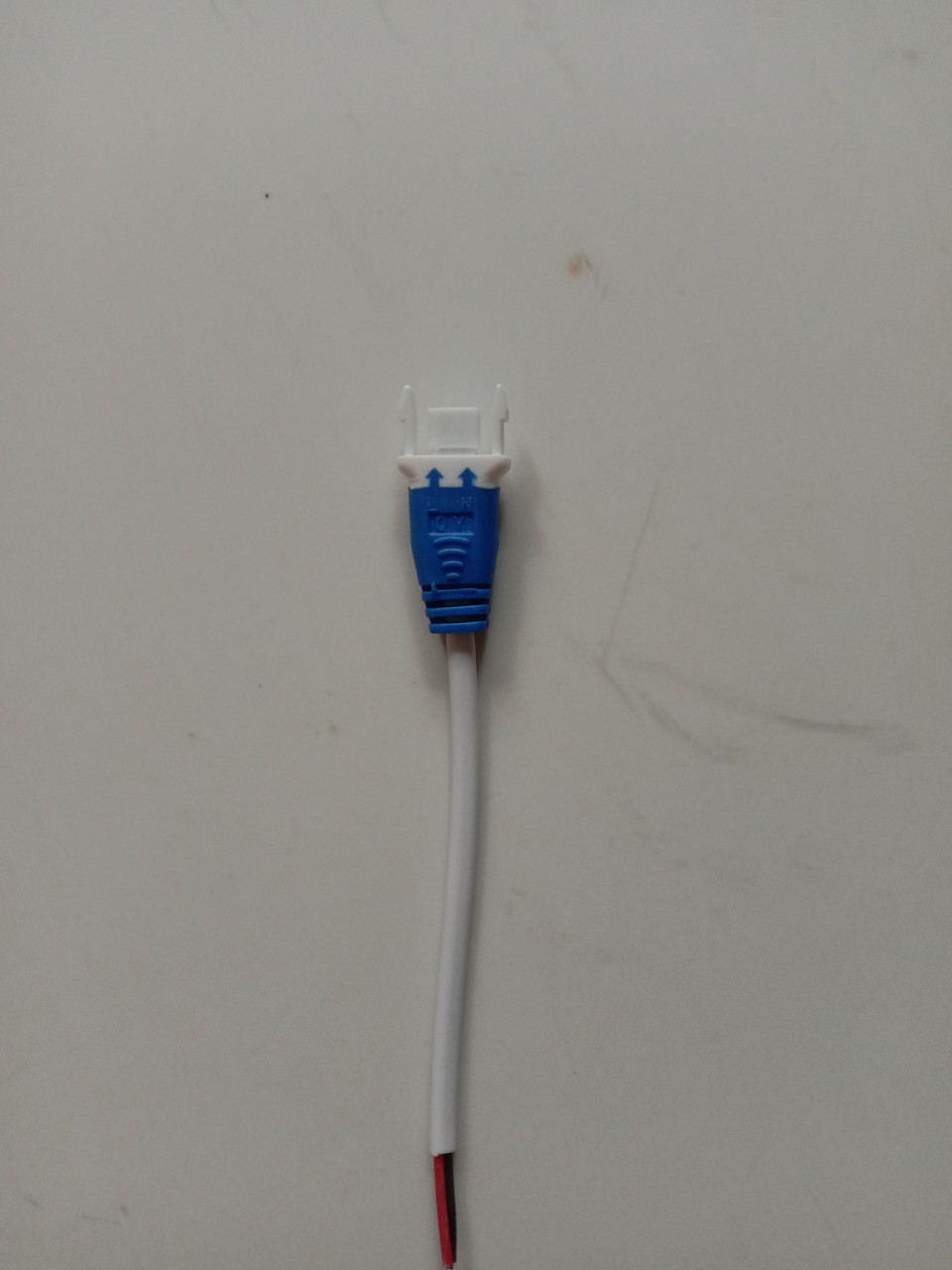 Jack cắm dùng cho đèn led thanh 220v