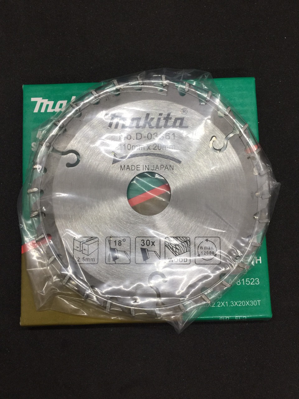 Lưỡi cắt gỗ makita xanh d110 x 20 x 30