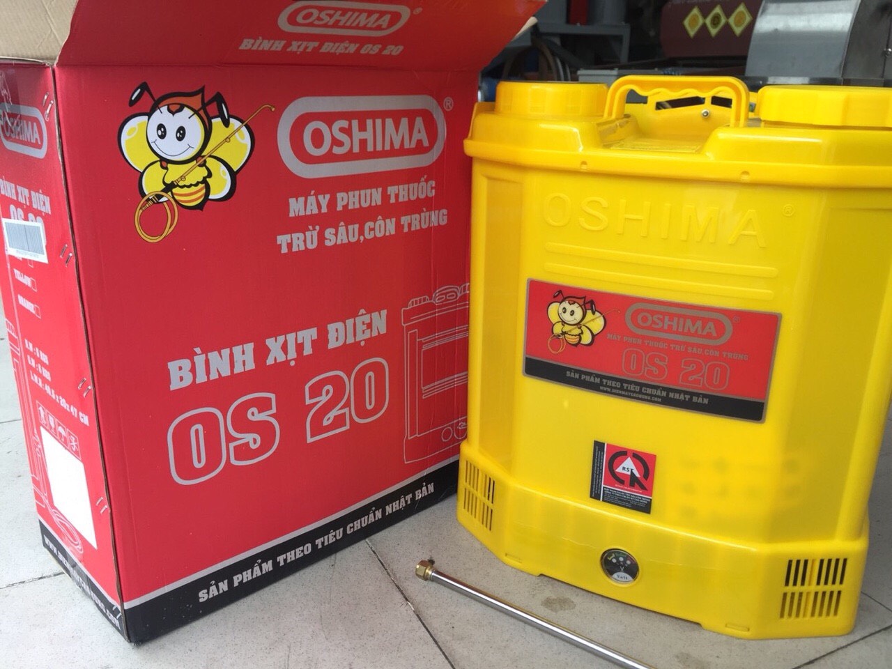 Bình xịt điện Oshima OS20( vàng , cam)