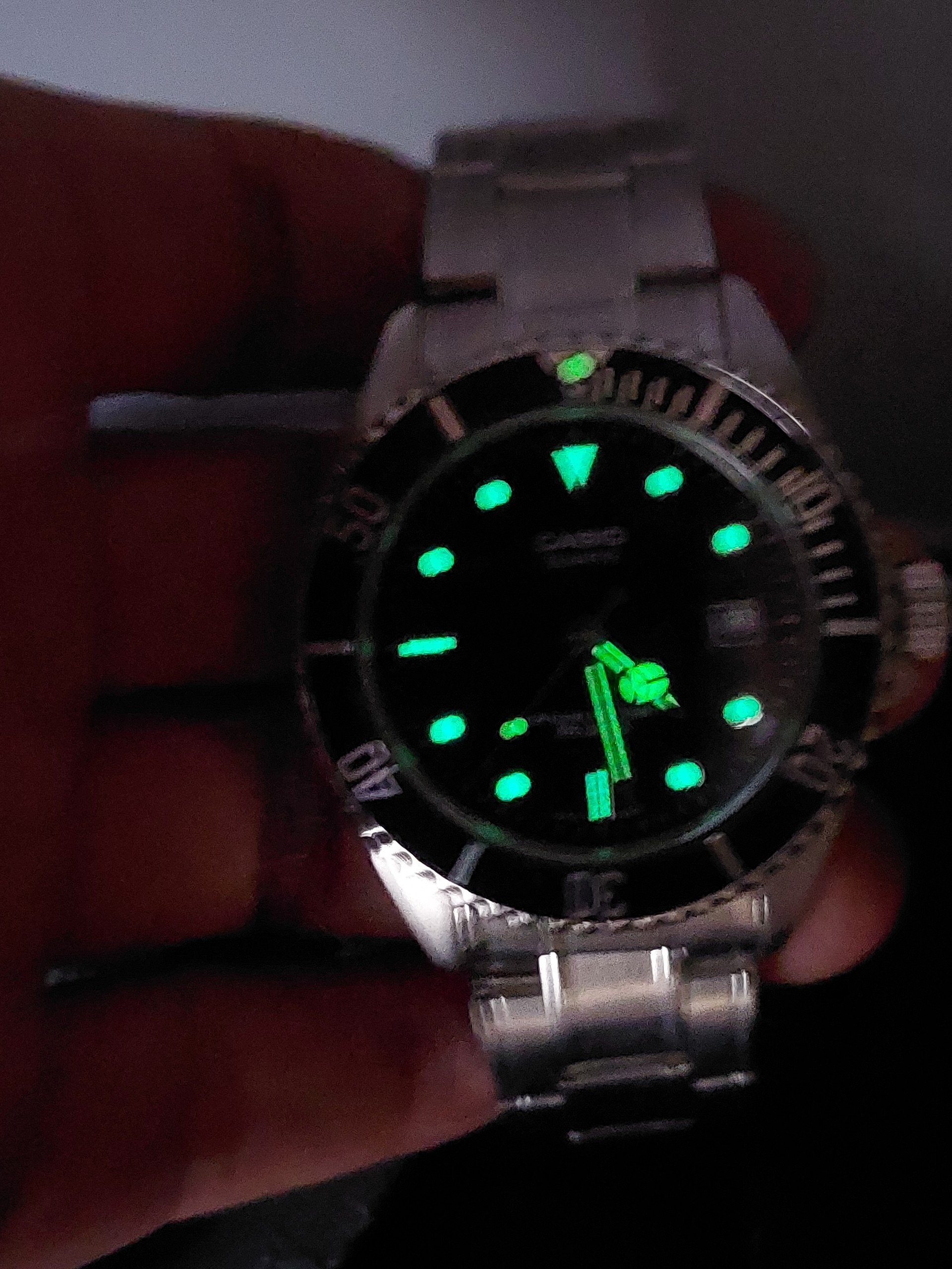 Đồng hồ nam Casio mặt đen chạy pin hàng Si