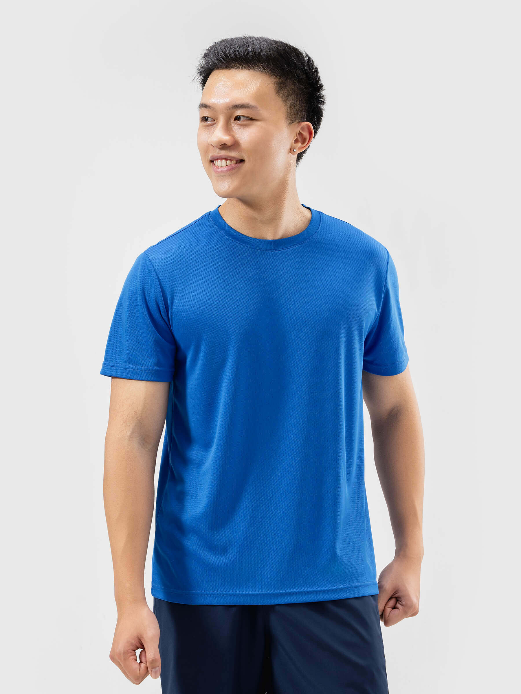 Áo thể thao nam Coolmate Basics thấm hút nhanh khô