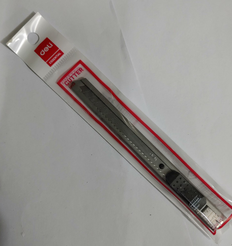 Dao rọc giấy inox DELI SK5 E2034 (lưỡi nhọn 30 độ) - Deli E2053 (lưỡi 60 độ)