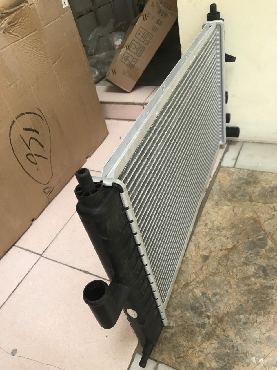 Két nước làm mát Chery QQ3