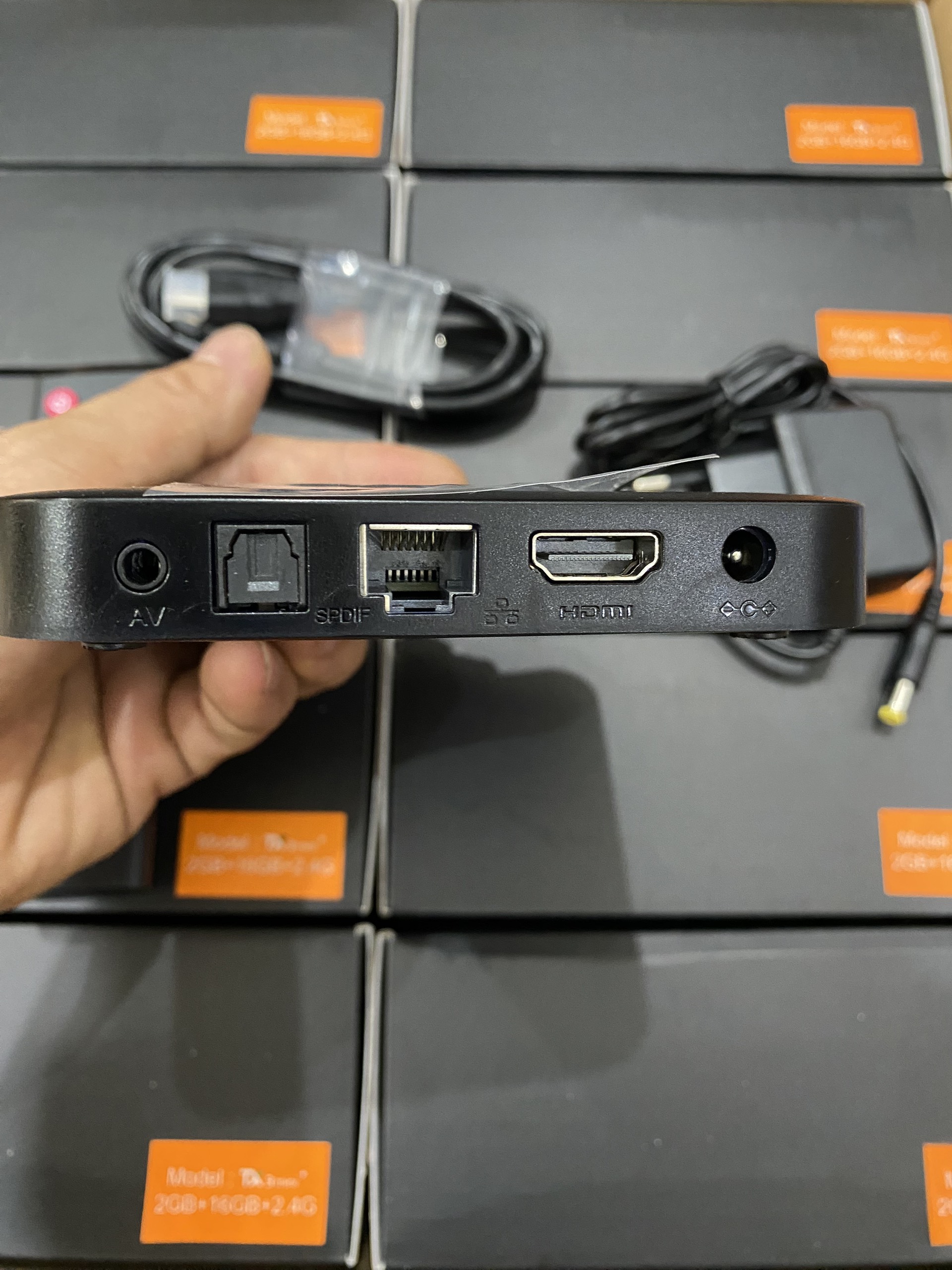 Tivi box . Android TV TX3 Mini Plus 2.4G, New 2023, S905W2, AndroidTV 11.0