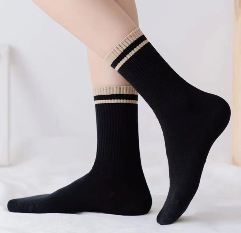 Set 5 Đôi Tất Vớ Nữ Cao Cổ K1 2022