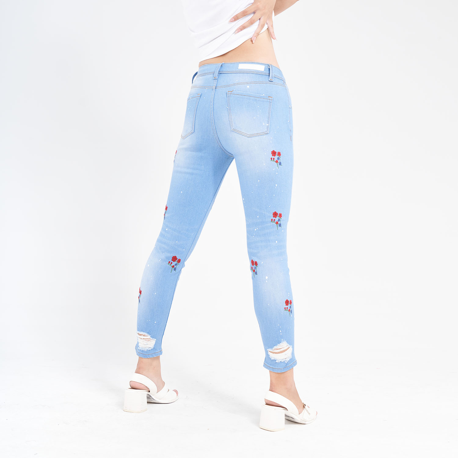 Quần Jean Nữ Ống Ôm MESSI SJW-708-18