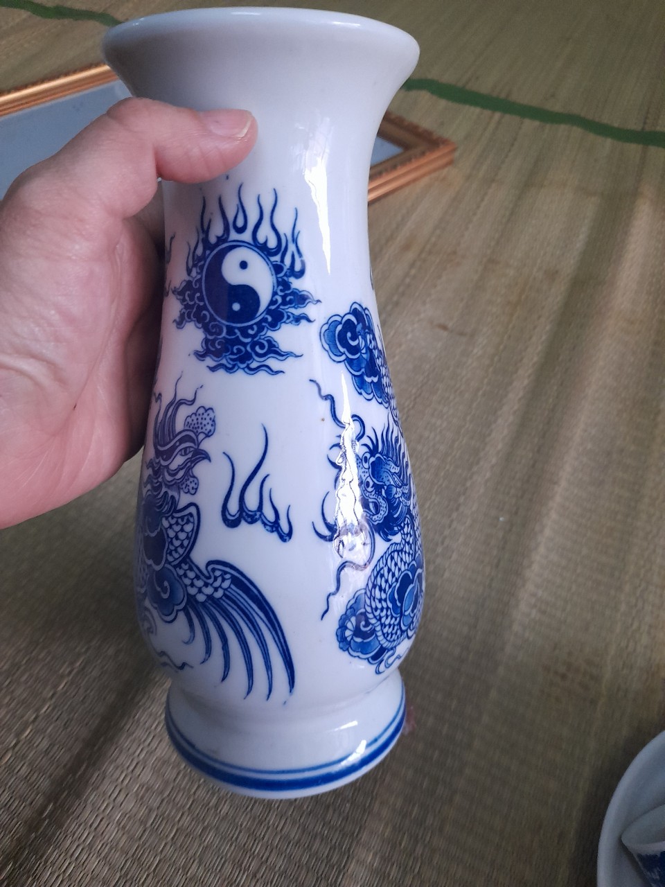 Lọ Hoa Thờ Men Lam Bát Tráng Hoạ Tiết Long Phụng