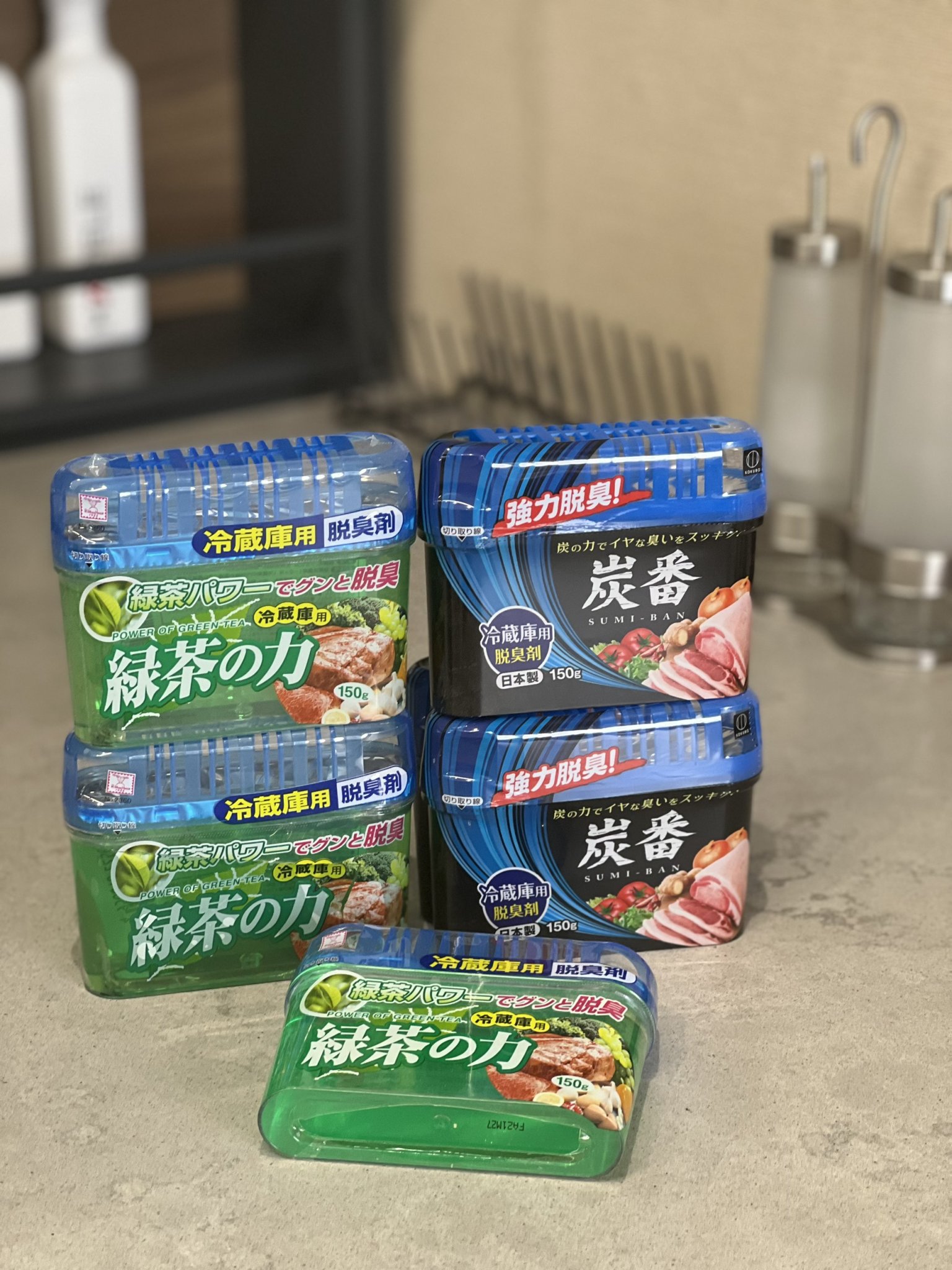 Khử Mùi Tủ Lạnh Kokubo Nhật Bản 150gr