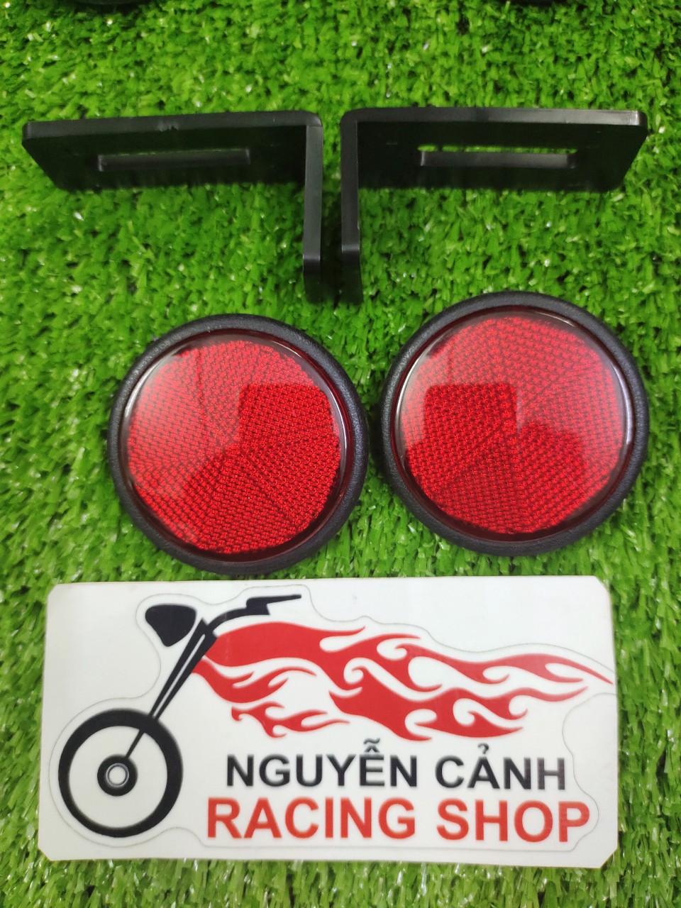 Cặp mắt mèo bản số xe máy phản quang