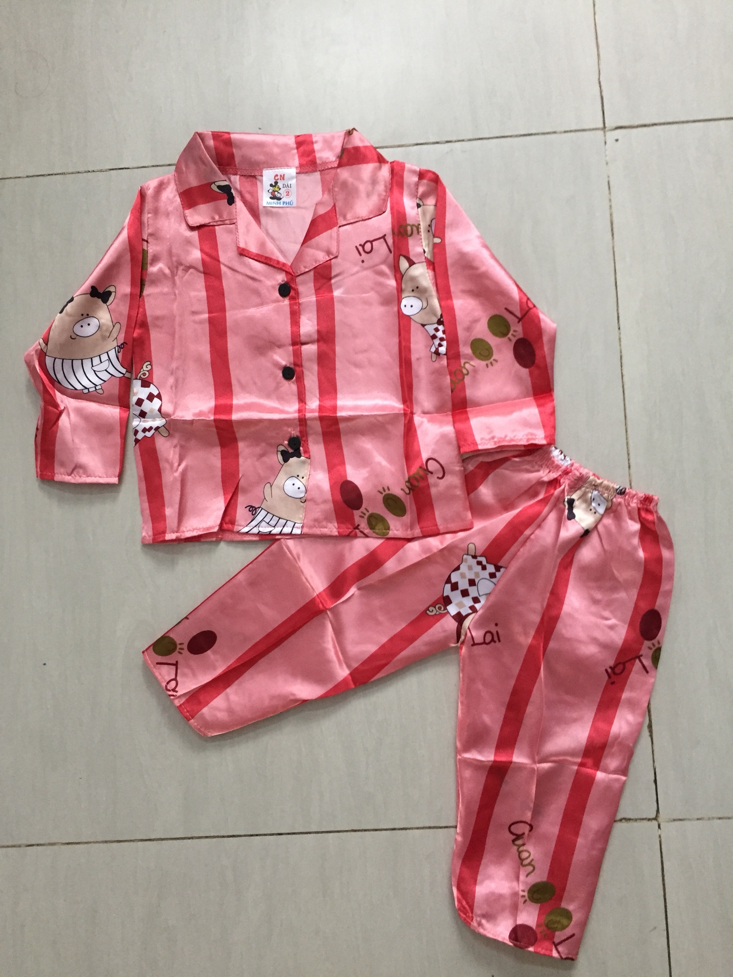 Bộ pizama dài tay cho bé