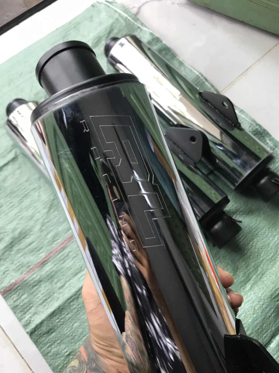 [HCM]Lon CBR pháp RedLeo Móc Ấm