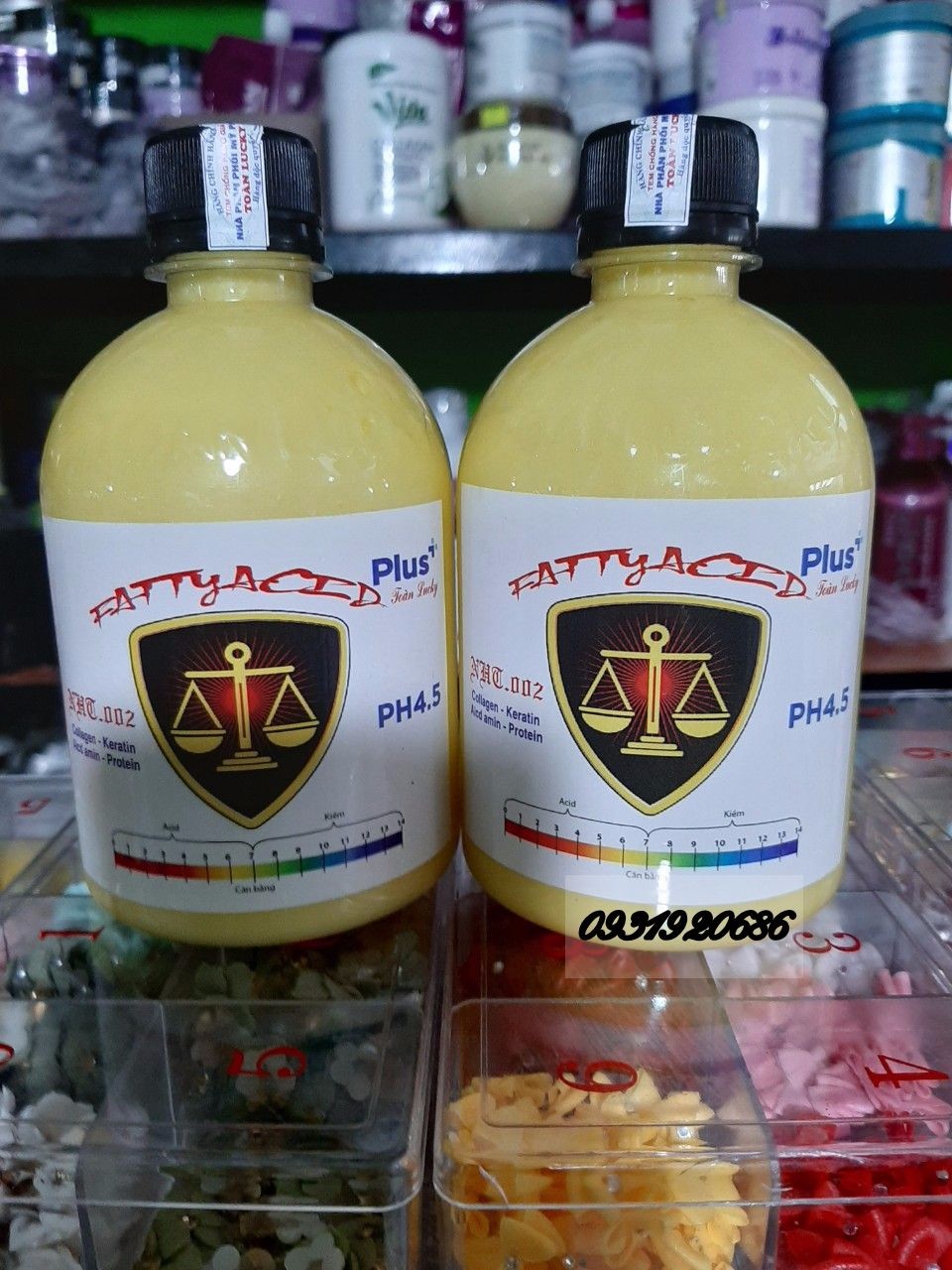 Axit béo plus sản phẩm hỗ trợ cho hóa chất cho tóc chai 450ml