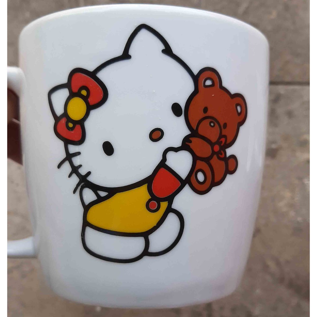 01 Ly Cốc Sứ Hoa, dáng chóp