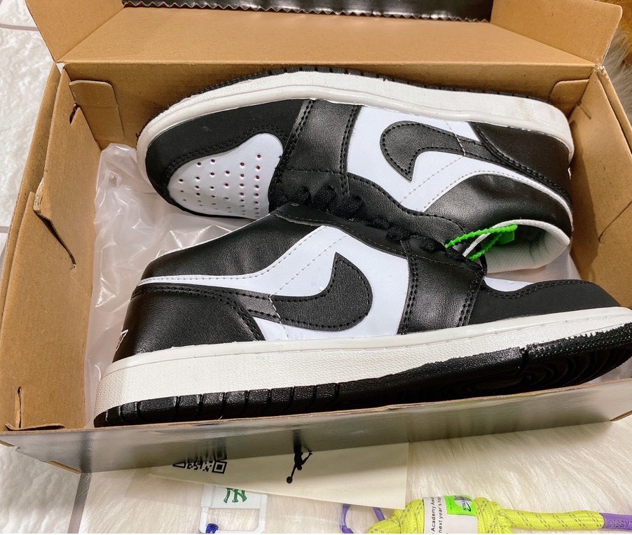 GIÀY JORDAN1 CỔ THẤP HOT HIT 2021