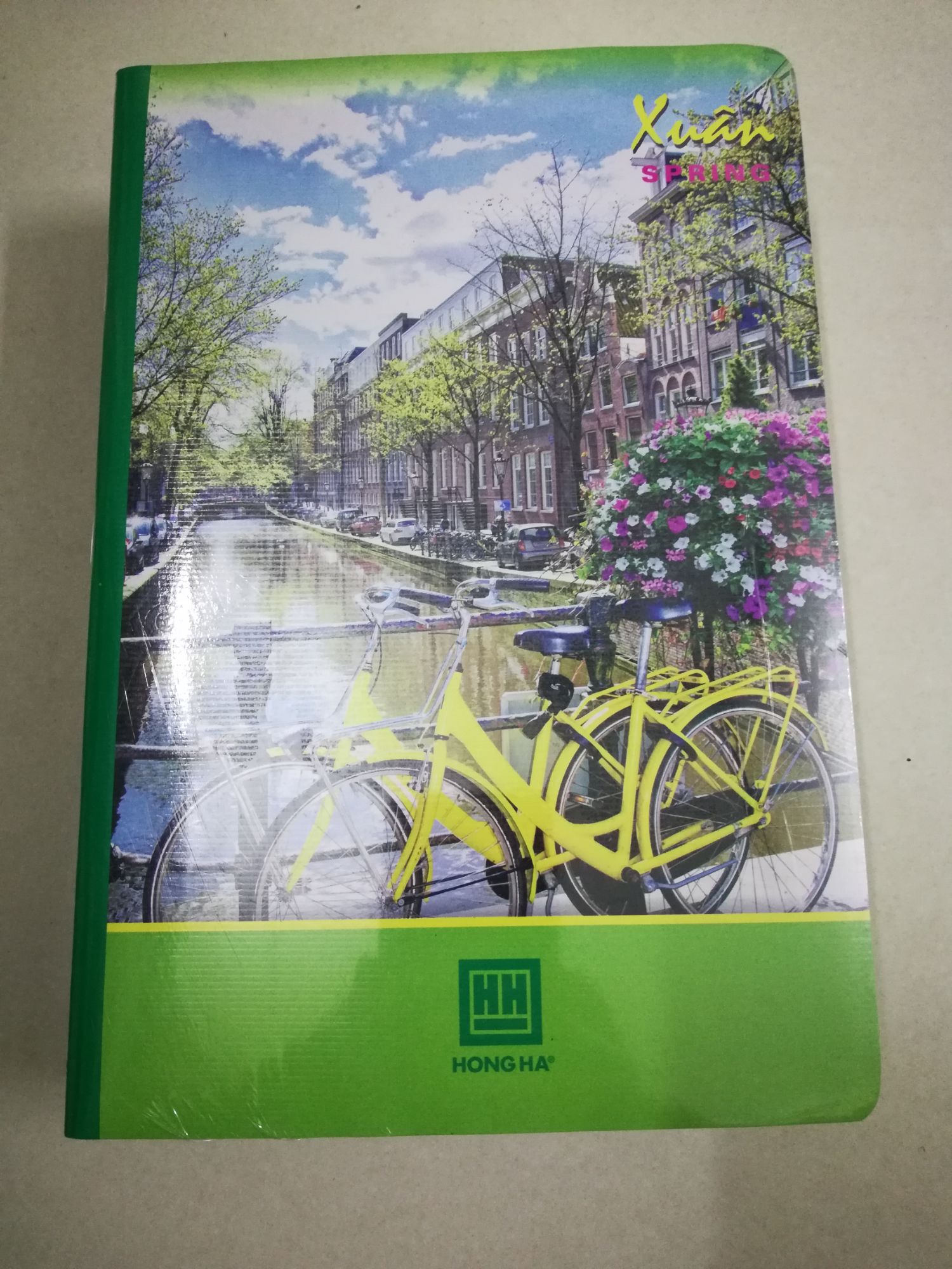 VỞ KẺ NGANG HỒNG HÀ 300 TRANG