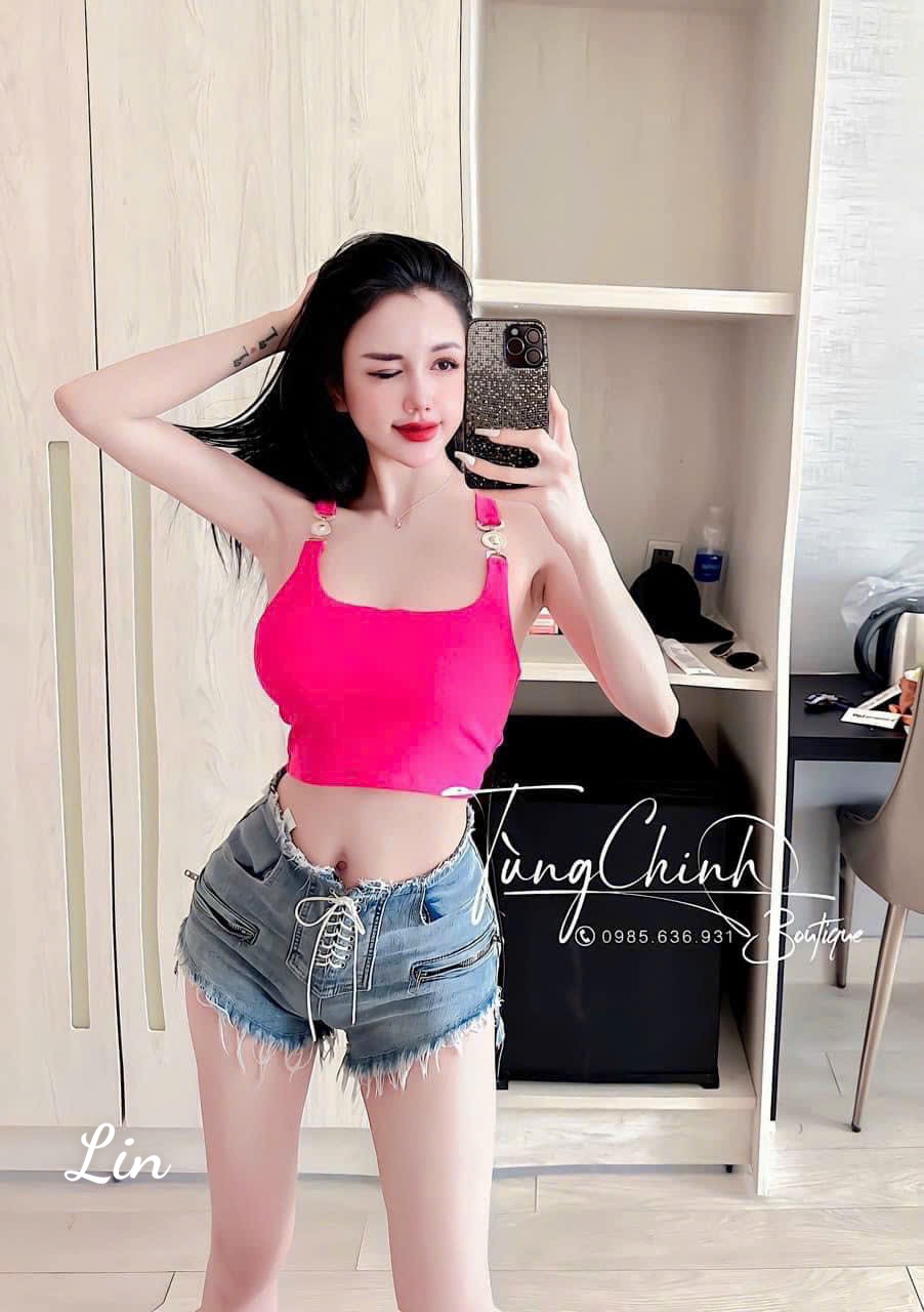 Áo ba lỗ croptop có mút phối khoen cá tính