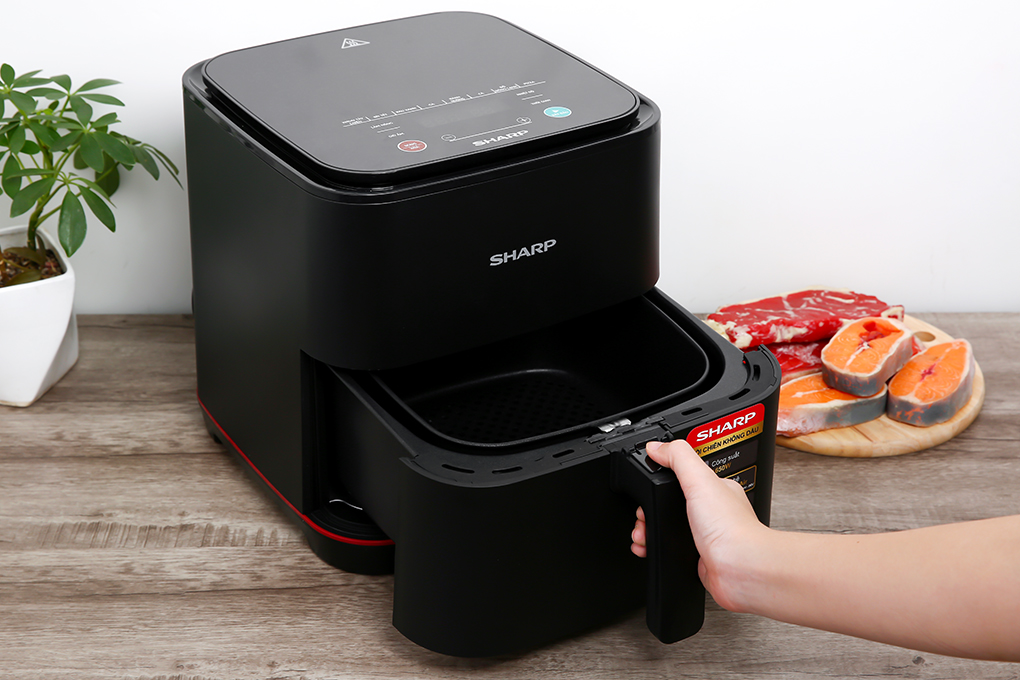 Nồi chiên không dầu Sharp KF-AF70EV-BK 5.5 lít