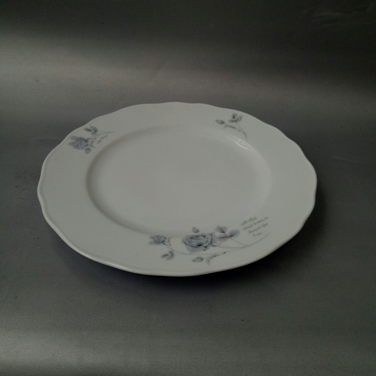 Đĩa sứ hoa hồng đen sứ chuan kuo cao cấp