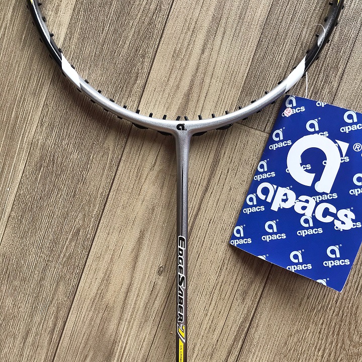 Vợt Cầu Lông Apacs Edge Saber 7 Chính Hãng ( Tặng bao vợt đôi + Quấn cán)