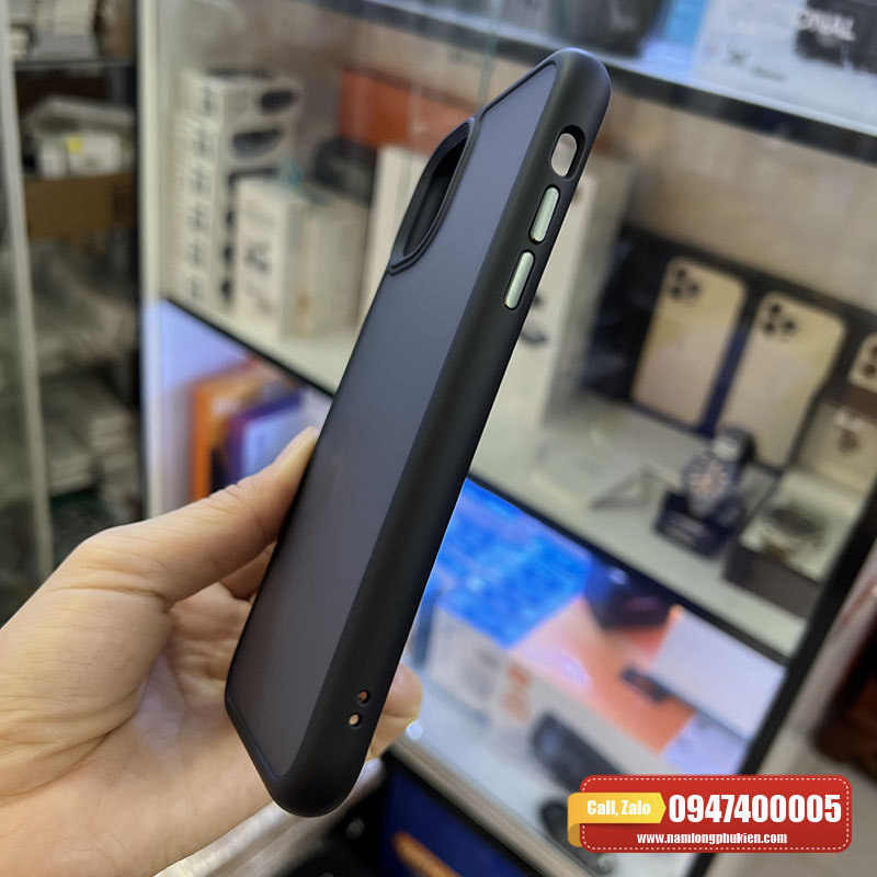 Ốp lưng iPhone 11 Likgus lưng nhám chống sốc tốt