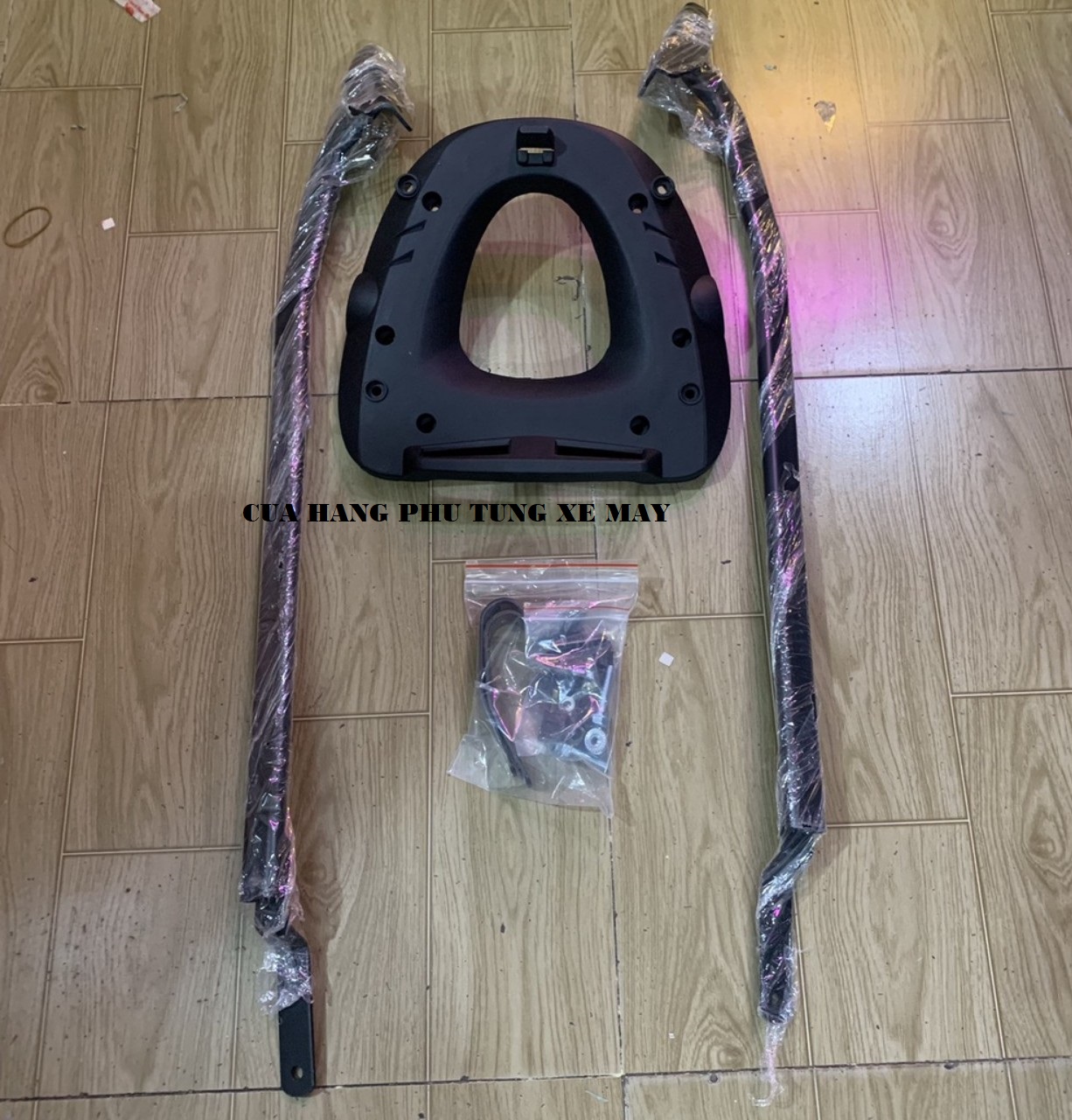 Cảng sau xe Sirius để gắn thùng Givi